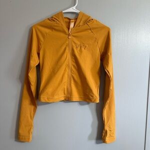 Body by Raven Tracy Cropped Zipper Top Size Large